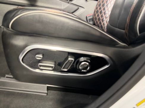 Certified 2023 Jeep Grand Cherokee Summit image 22