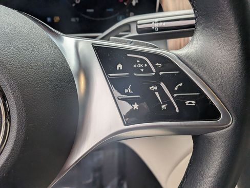 Certified 2023 Mercedes-Benz GLC 300 GLC 300 image 17