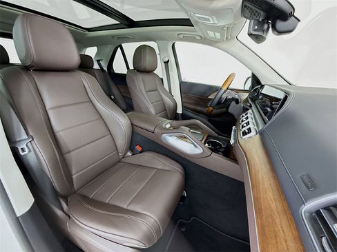 Used 2023 Mercedes-Benz GLE 450 4MATIC image 29