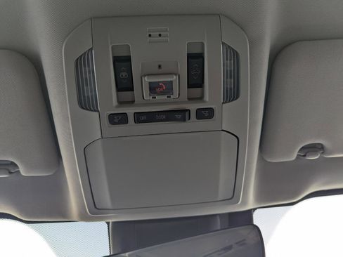 Used 2022 Toyota Highlander Platinum image 27