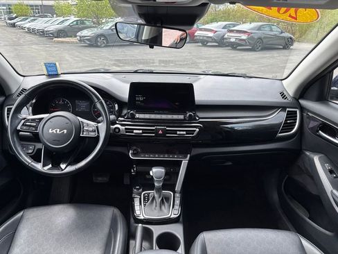 Used 2023 Kia Seltos EX AWD/4WD image 21