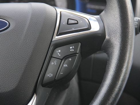 Used 2022 Ford Edge Titanium image 18