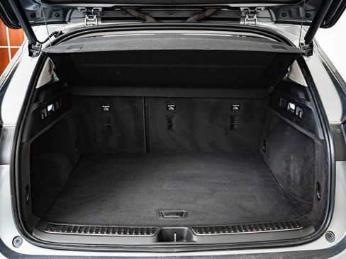 Used 2021 Buick Envision Essence w/ Sport Touring Package image 19