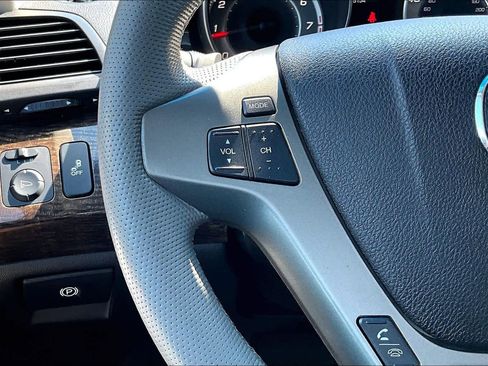 Used 2011 Acura MDX w/ Advance Package image 25