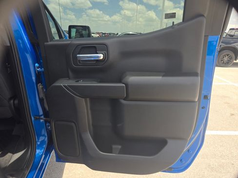 Used 2023 Chevrolet Silverado 1500 Custom Trail Boss AWD/4WD image 21