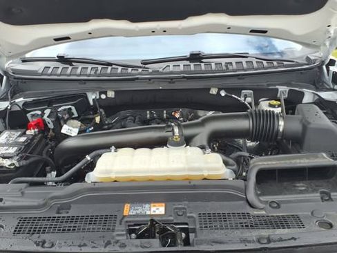 Used 2025 Ford Expedition Active AWD/4WD image 41