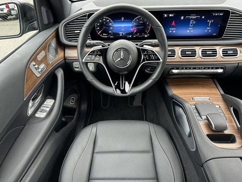 Used 2025 Mercedes-Benz GLE 350 4MATIC image 13