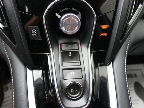 Used 2019 Acura RDX FWD w/ Advance Package image 30