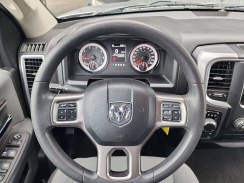 Used 2024 RAM 1500 Classic SLT AWD/4WD image 19