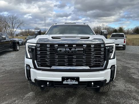 Used 2024 GMC Sierra 2500 Denali Ultimate image 12