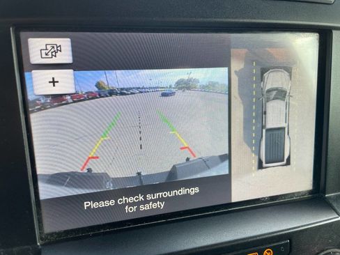 Used 2019 Ford F350 Lariat w/ Chrome Package image 38