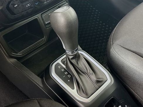 Used 2021 Jeep Renegade Latitude w/ Sun & Sound Group image 8