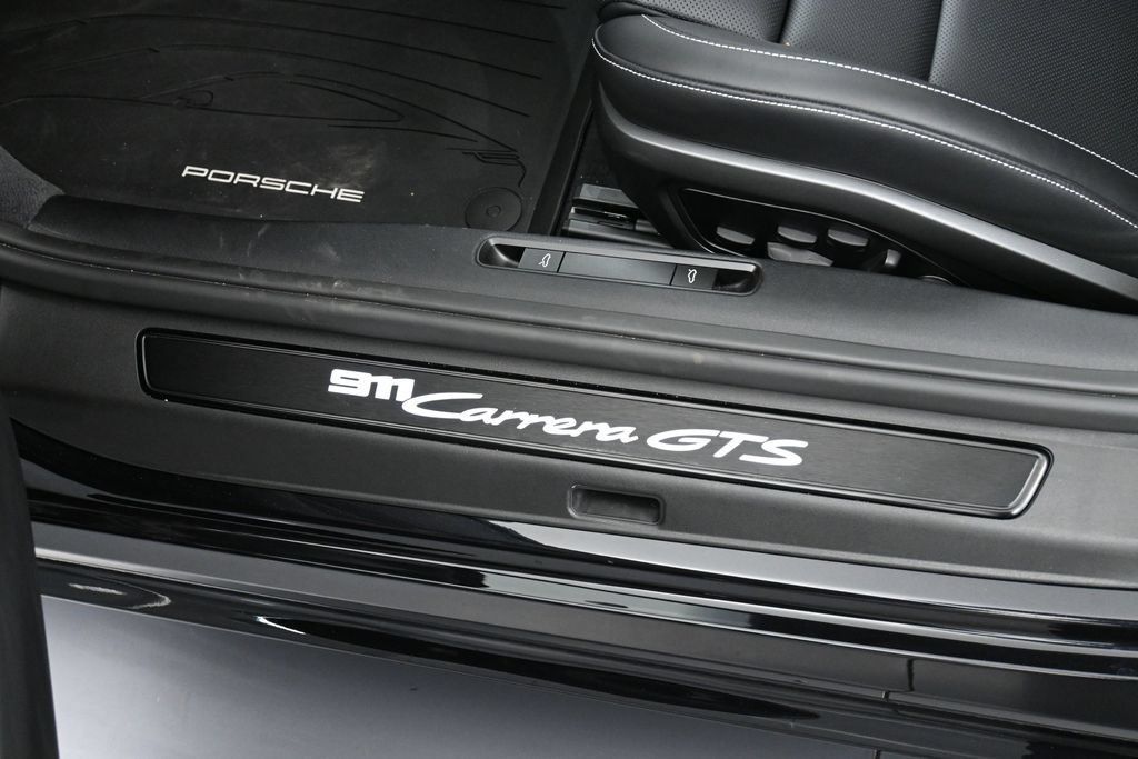 Certified 2026 Porsche 911 Carrera 4 GTS AWD/4WD image 16