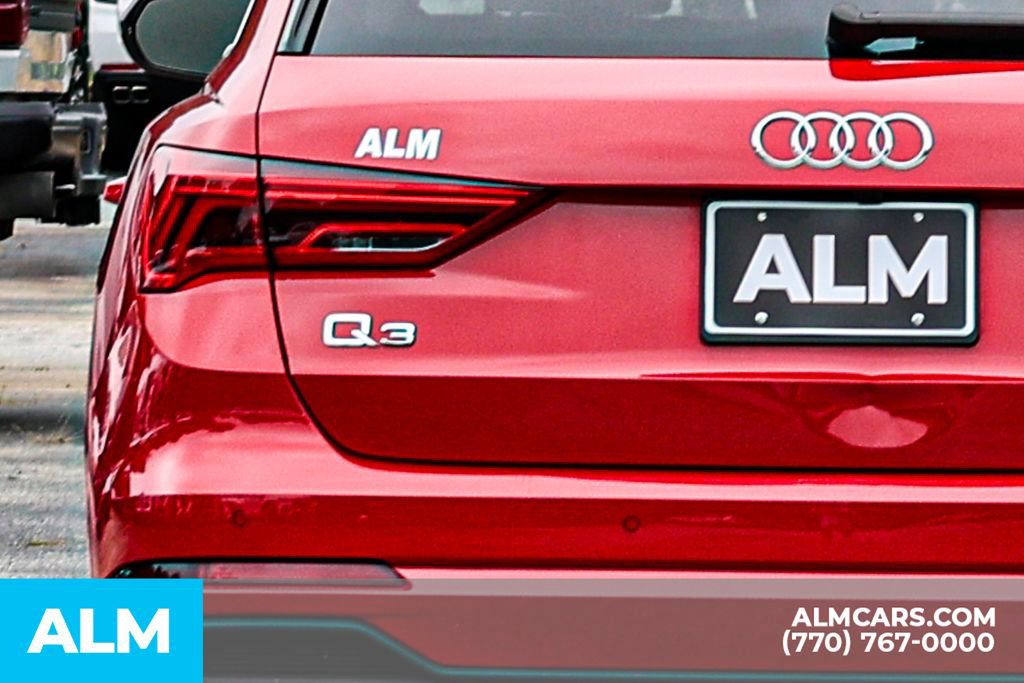 Used 2025 Audi Q3 2.0T Premium AWD/4WD image 12