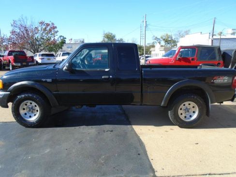 Used 2004 Ford Ranger FX4 image 5