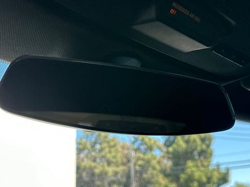 Used 2017 Chevrolet Camaro SS RWD image 24