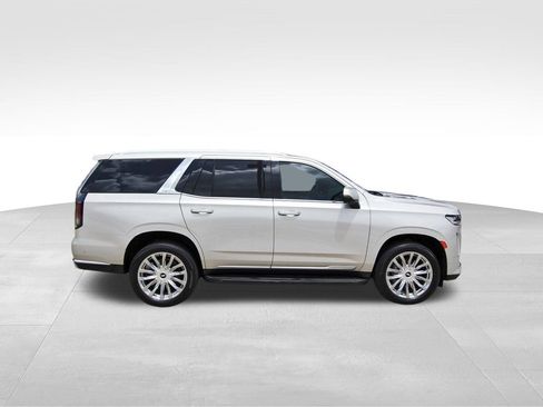 Used 2021 Cadillac Escalade Premium Luxury w/ LPO, Illumination Package RWD image 5