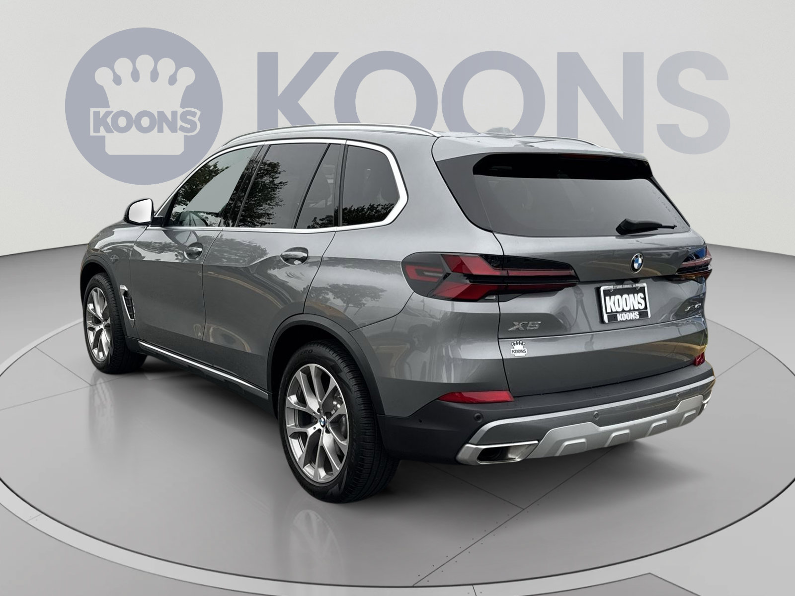 Used 2024 BMW X5 xDrive40i AWD/4WD image 4