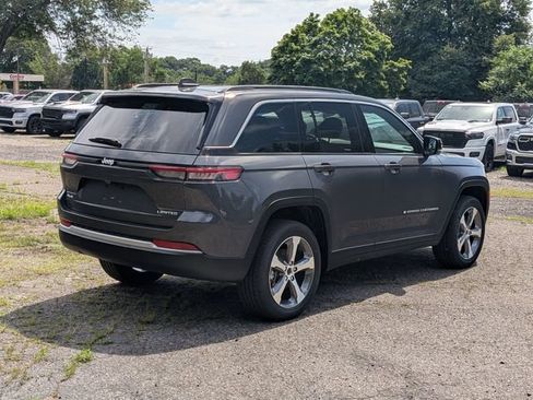 New 2026 Jeep Grand Cherokee Limited AWD/4WD image 3