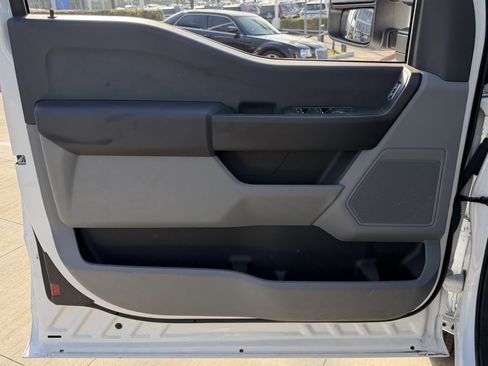 Used 2023 Ford F250 XL w/ XL Chrome Package image 13