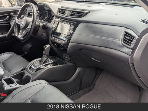 Used 2018 Nissan Rogue SL w/ Premium Package AWD/4WD image 27