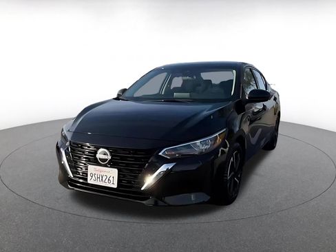 Used 2025 Nissan Sentra SV image 7