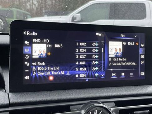 Used 2023 Lexus IS 350 F Sport w/ Navigation Package image 27