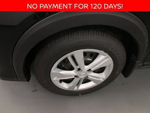 New 2025 Nissan Kicks Play S image 5