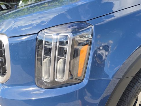 New 2025 Kia Telluride EX image 10
