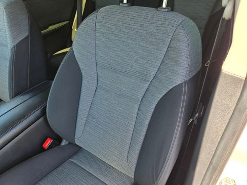 Used 2023 Nissan Rogue SV FWD image 20