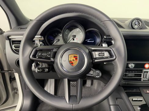 Certified 2026 Porsche Macan S AWD/4WD image 28
