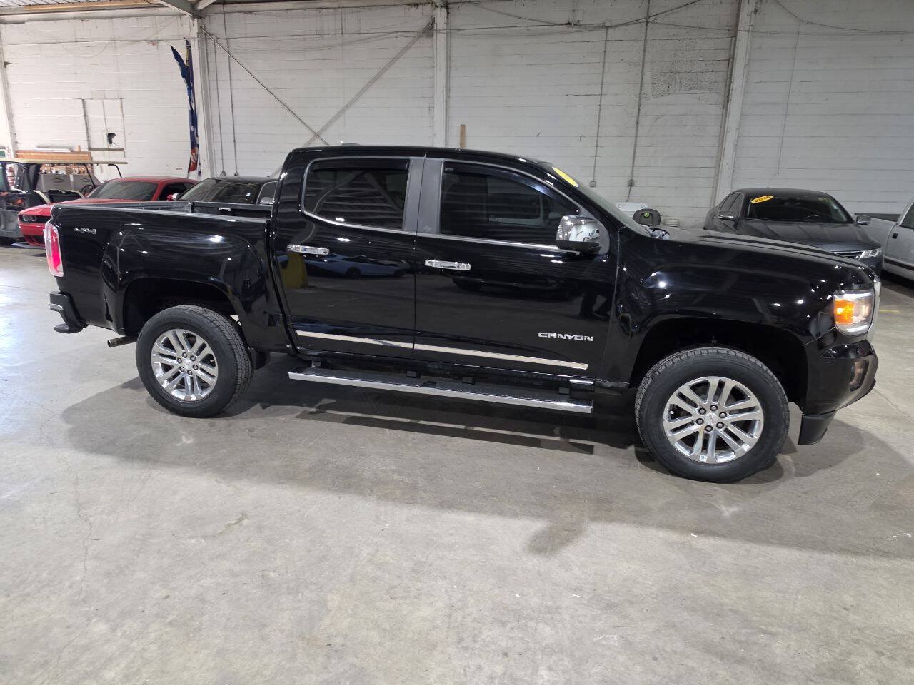 Used 2017 GMC Canyon SLE w/ SLE Convenience Package AWD/4WD image 16