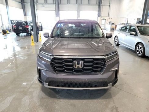 Used 2025 Honda Pilot EX-L image 2