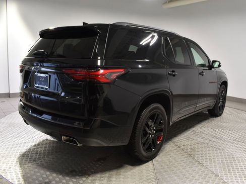 Used 2023 Chevrolet Traverse Premier w/ Redline Edition image 3