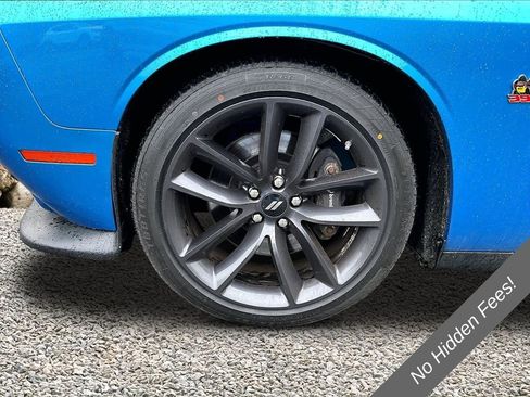 Used 2019 Dodge Challenger R/T Scat Pack w/ Driver Convenience Group RWD image 9
