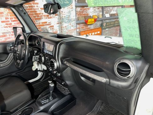 Used 2017 Jeep Wrangler Unlimited Sport w/ Quick Order Package 24S image 81