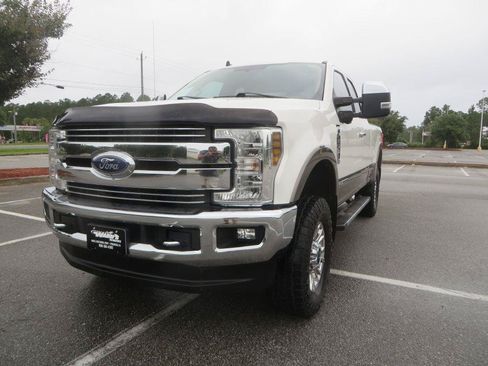 Used 2019 Ford F250 Lariat w/ Chrome Package AWD/4WD image 2