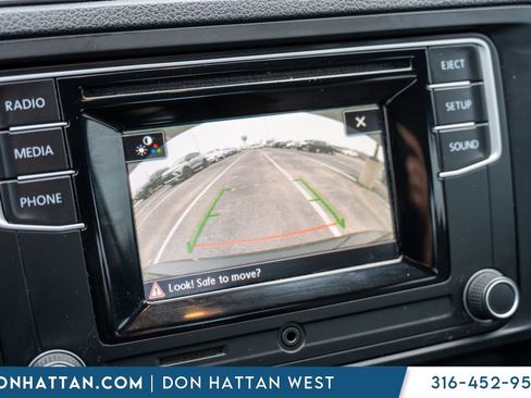 Used 2017 Volkswagen Jetta S image 17