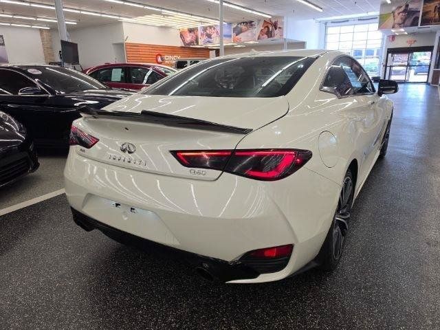 Used 2018 INFINITI Q60 3.0t Luxe w/ Sensory Package 3.0T Luxe AWD/4WD image 5