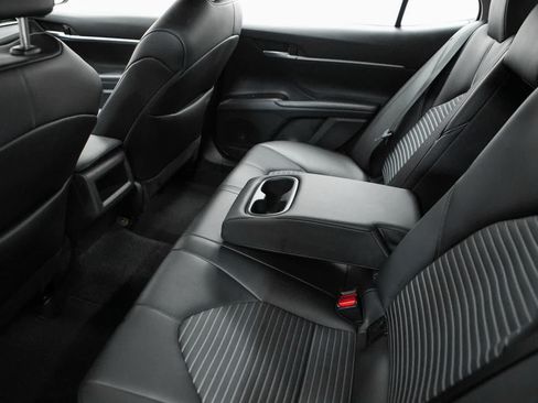 Used 2023 Toyota Camry SE FWD image 30