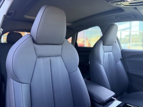 Used 2025 Audi Q5 Premium Plus w/ Premium Plus image 22