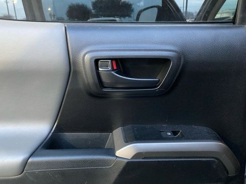 Used 2021 Toyota Tacoma SR5 image 11