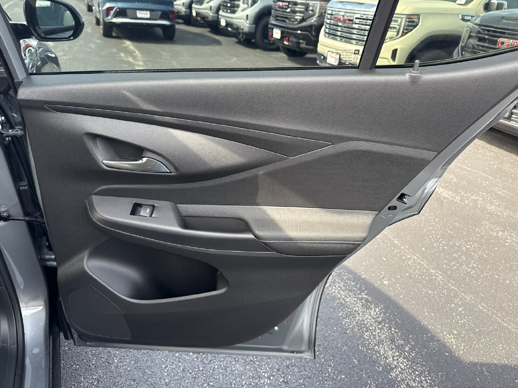 New 2026 Buick Envista Sport Touring w/ Convenience I Package FWD image 32