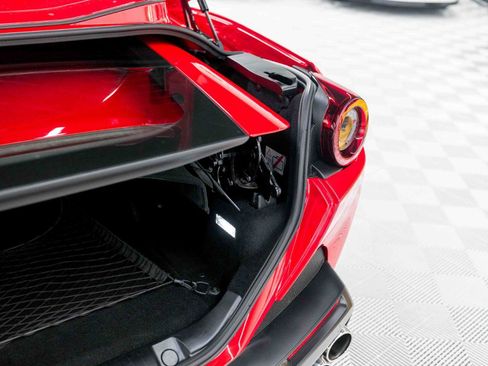 Used 2019 Ferrari Portofino RWD image 97