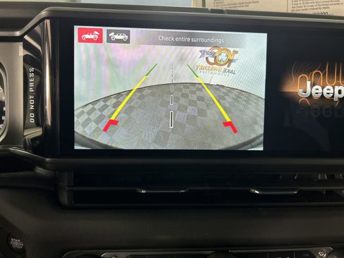 New 2025 Jeep Wrangler Sahara w/ Technology Group image 20