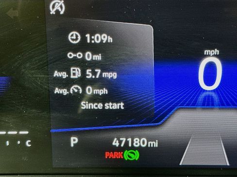 Used 2025 Volkswagen Jetta SE FWD image 19