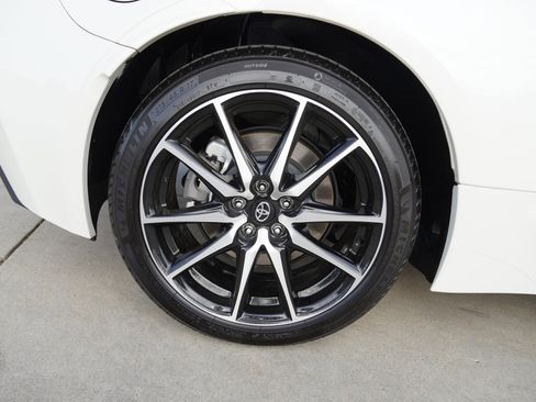 Certified 2025 Toyota GR86 Base w/ ALL Weather Mat Package (TMS) image 11