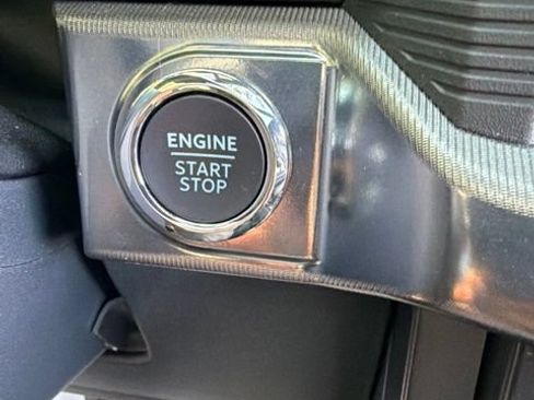 Used 2025 Ford F150 Raptor AWD/4WD image 30