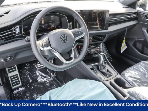 Used 2026 Volkswagen Jetta Sport FWD image 4