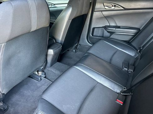 Used 2019 Honda Civic Sport image 9